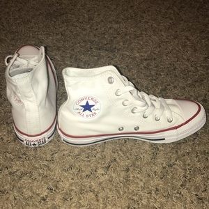 *NEW* High Top Converse